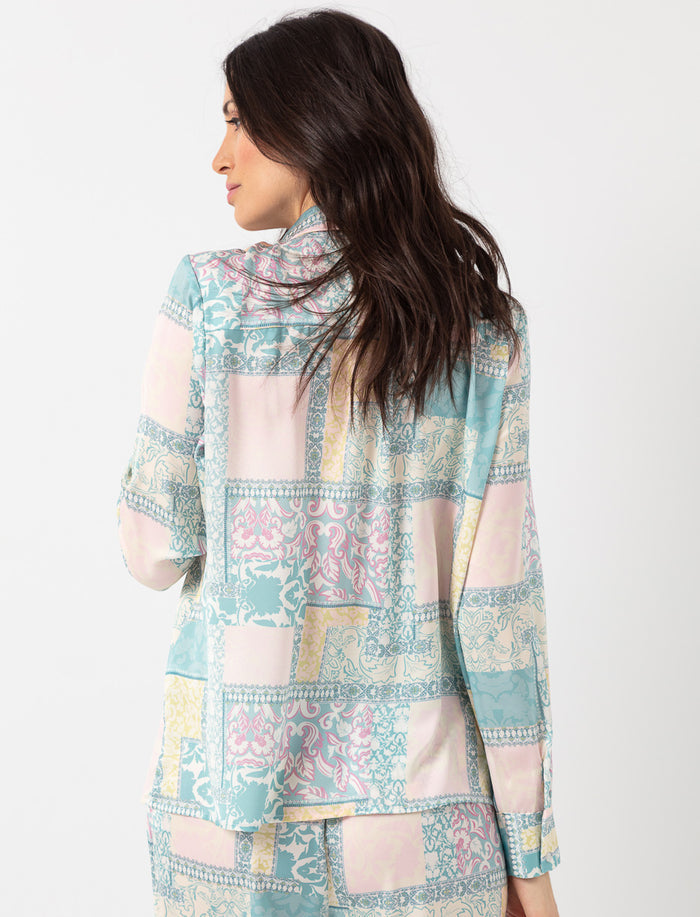 Blouse satinée à motifs