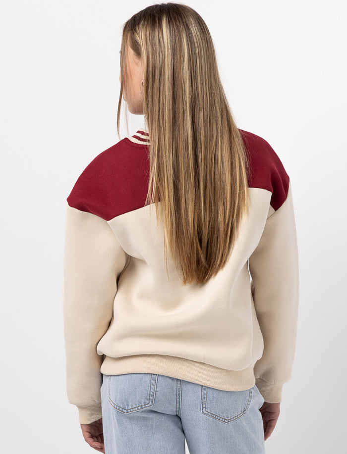 Chandail style varsity deux tons