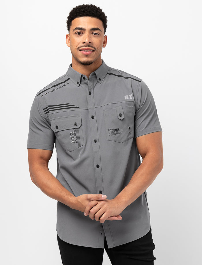 Chemise imprimée à poches