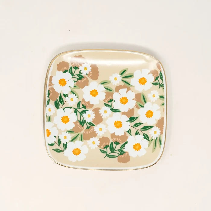Cool Mama Gift Basket - Greige Goods