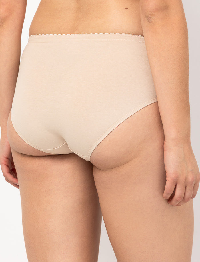 Culotte régulière à taille dentelle
