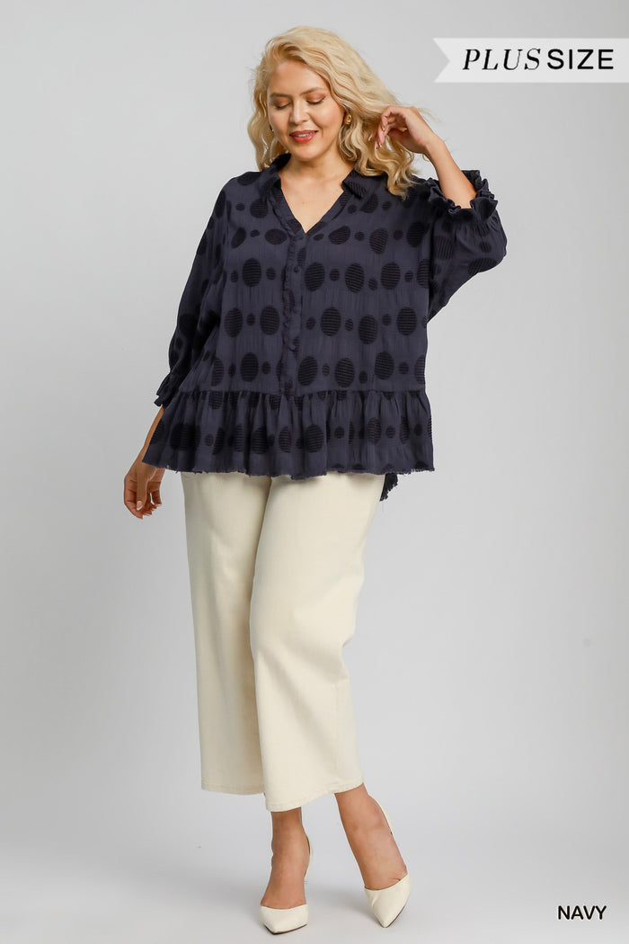 Curvy Girl Circle Print Top - Greige Goods