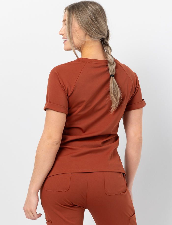 Haut d'uniforme médical à fentes