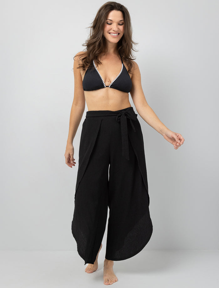 Pantalon texturé à fentes