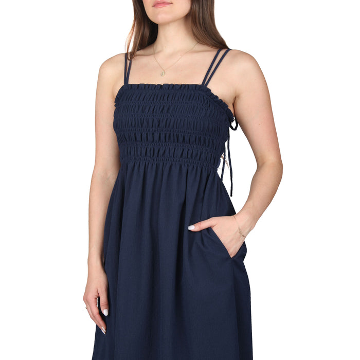Plus Size Pocket Smocked Midi Dress