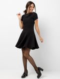 Robe ajustée à godets