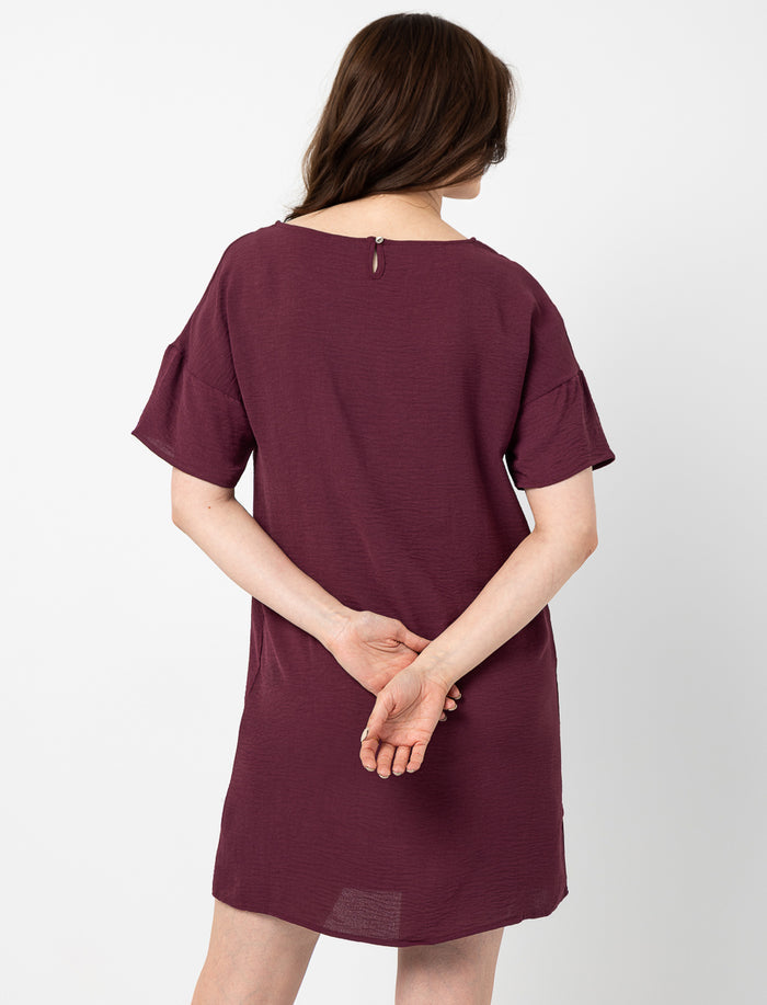 Robe fluide à manches courtes