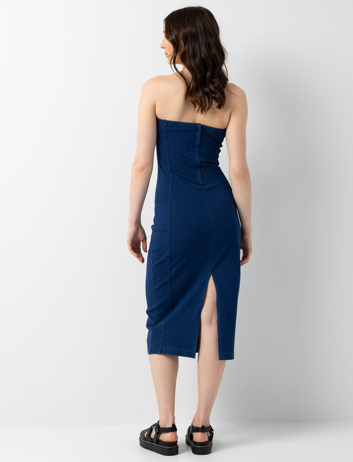 Robe midi ajustée en denim avec fente