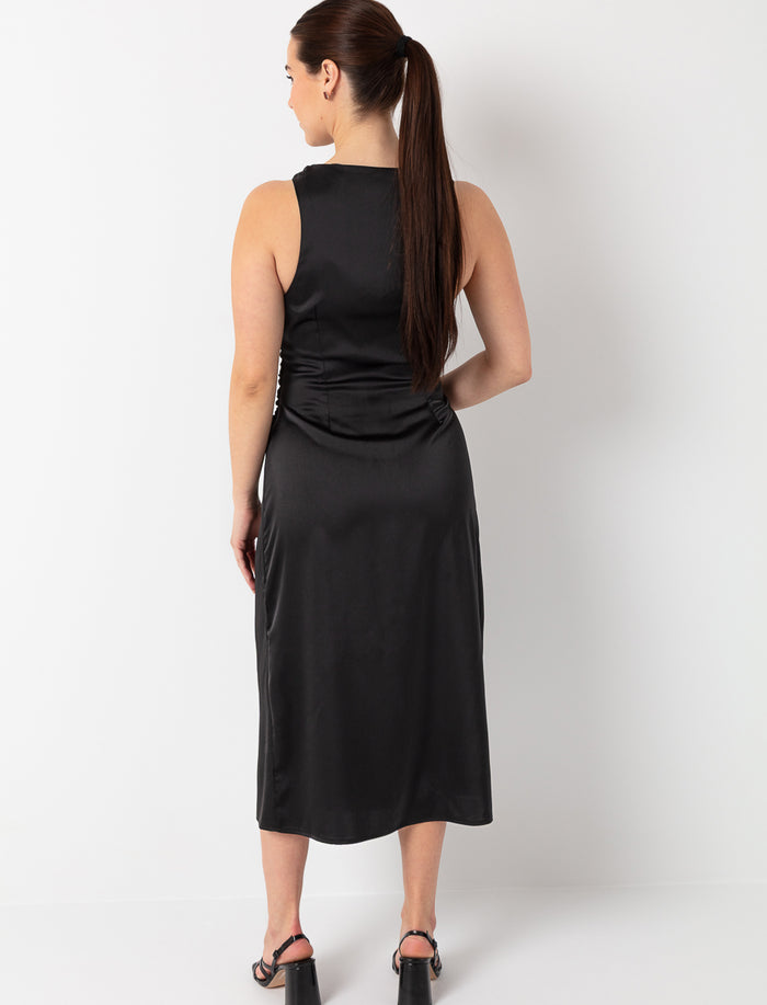 Robe midi fleurie satinée plissée