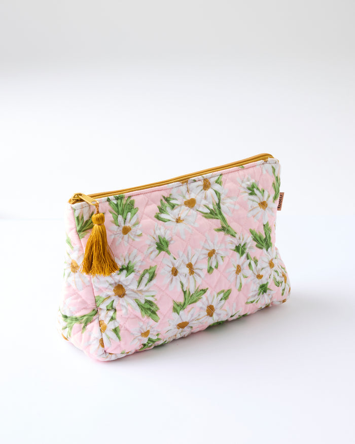 Sweet Daisy Quilted Cotton Toiletry Purse