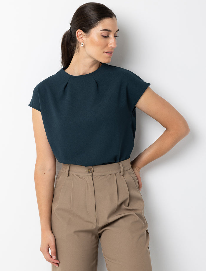 T-shirt à manches dolman et col entonnoir