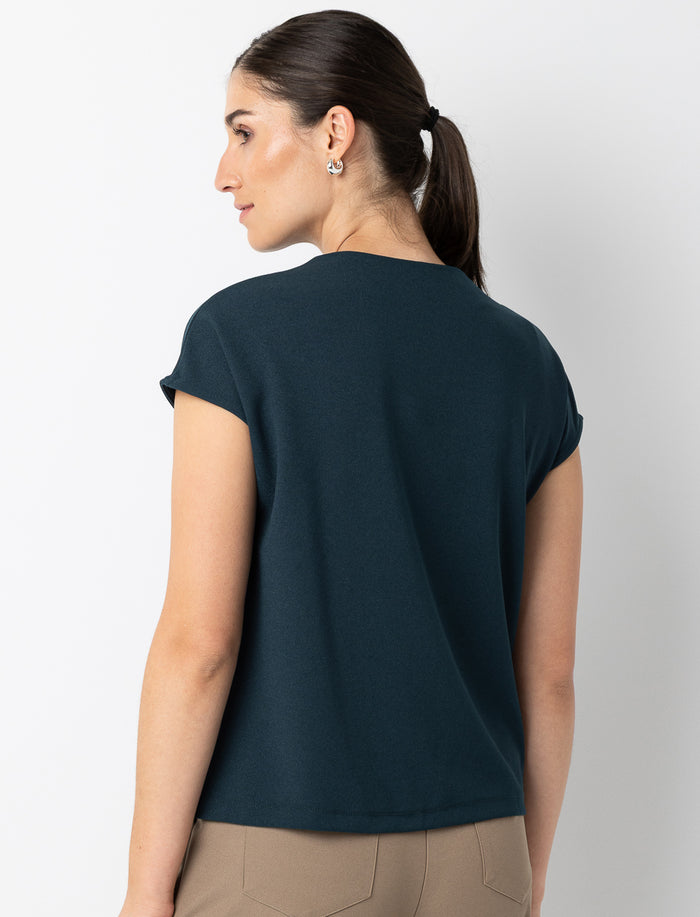 T-shirt à manches dolman et col entonnoir